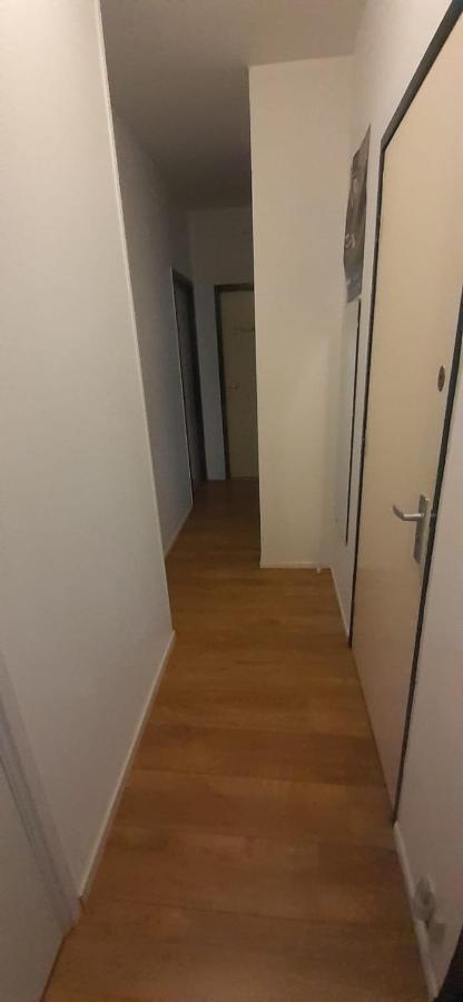 Charlotte, Not For Parties, Not A Hotel, Room With Shared Bathroom, No Kitchen Amsterdam Exterior photo